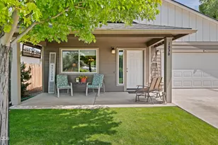 1238 NW Seehale Ave, Prineville, OR 97754 - Photo 2