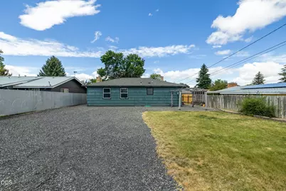 1036 SW 13th Street, Redmond, OR 97756 - Photo 28