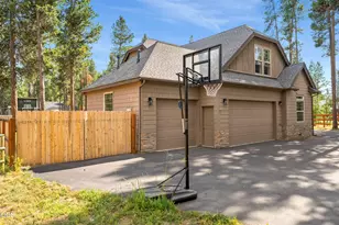 17169 Kingsburg Rd, Bend, OR 97707 - Photo 6