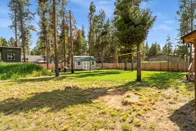 17169 Kingsburg Road, Bend, OR 97707 - Photo 16