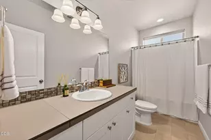 20768 SE Helen Lane, Bend, OR 97702 - Photo 18