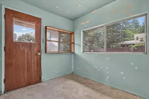 126 S Kerby Ave, Cave Junction, OR 97523 - Photo 16