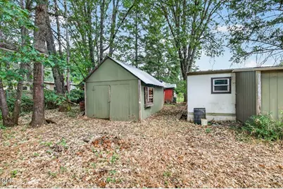 126 S Kerby Avenue, Cave Junction, OR 97523 - Photo 20