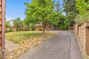 1527 Pacific Terrace, Klamath Falls, OR 97601 - Photo 8