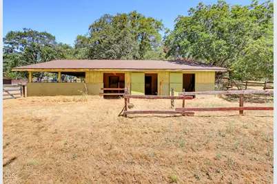 502 Vista Park Drive, Eagle Point, OR 97524 - Photo 16