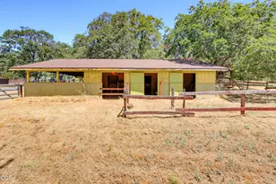 502 Vista Park Dr, Eagle Point, OR 97524 - Photo 16