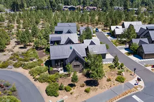 19352 Blue Bucket Ln, Bend, OR 97702 - Photo 52