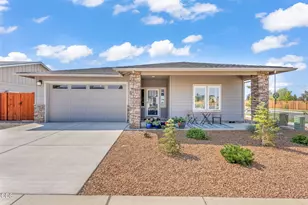 4898 SW Zenith Ave, Redmond, OR 97756 - Photo 36