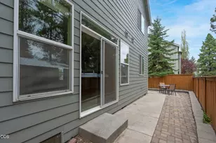 61506 Tall Tree Ct, Bend, OR 97702 - Photo 34