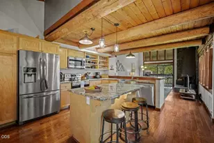 57089 Wild Lily Ln, Sunriver, OR 97707 - Photo 4