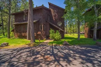 57089 Wild Lily Lane #16, Sunriver, OR 97707 - Photo 2