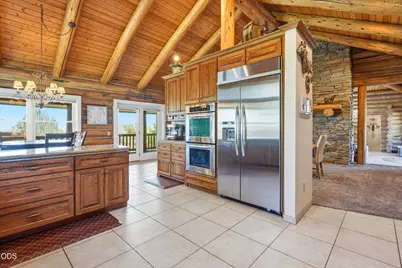 24624 Schaupp Road, Klamath Falls, OR 97603 - Photo 18