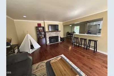 1024 NW Hawthorne Avenue, Grants Pass, OR 97526 - Photo 6