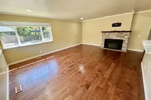 1024 NW Hawthorne Ave, Grants Pass, OR 97526 - Photo 8