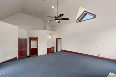928 W Woodside Street, Grants Pass, OR 97527 - Photo 30