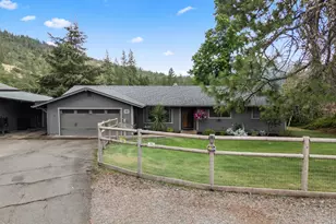 555 Grouse Creek Rd, Grants Pass, OR 97526 - Photo 6