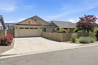 566 Canterwood Drive, Medford, OR 97504 - Photo 34