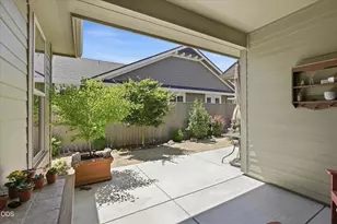566 Canterwood Dr, Medford, OR 97504 - Photo 28
