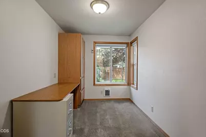 1105 SE Palmwood Court, Bend, OR 97702 - Photo 16