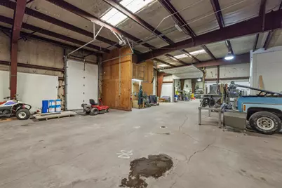 3735 Washburn Way, Klamath Falls, OR 97603 - Photo 32