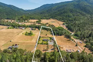 3959 Jumpoff Joe Creek Rd, Grants Pass, OR 97526 - Photo 52