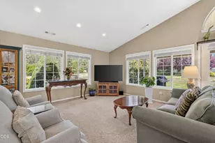 3959 Jumpoff Joe Creek Rd, Grants Pass, OR 97526 - Photo 8