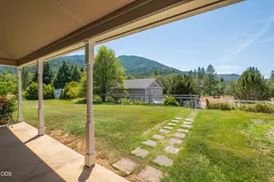 3959 Jumpoff Joe Creek Rd, Grants Pass, OR 97526 - Photo 30