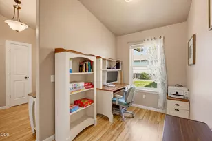 1003 SE Grandview Ave, Grants Pass, OR 97527 - Photo 14