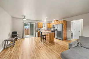 1003 SE Grandview Ave, Grants Pass, OR 97527 - Photo 34