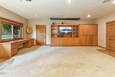 550 Crowson Road, Ashland, OR 97520 - Photo 68