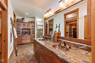 550 Crowson Rd, Ashland, OR 97520 - Photo 82
