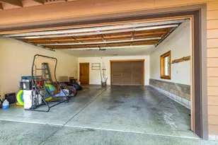 550 Crowson Rd, Ashland, OR 97520 - Photo 106