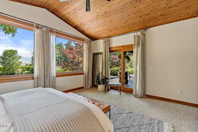 550 Crowson Road, Ashland, OR 97520 - Photo 90