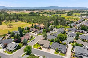 88 Pineridge Ln, Eagle Point, OR 97524 - Photo 48
