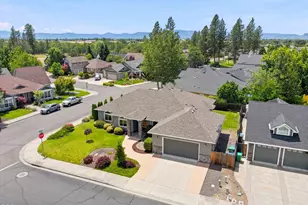 88 Pineridge Ln, Eagle Point, OR 97524 - Photo 40