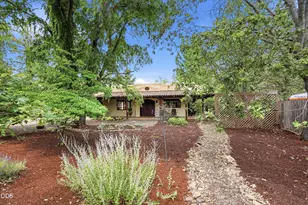 2298 Camp Baker Rd, Medford, OR 97501 - Photo 6