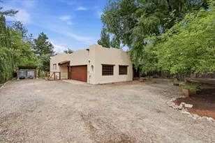 2298 Camp Baker Rd, Medford, OR 97501 - Photo 32