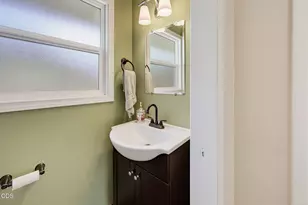1451 Bluebonnet Ave, Medford, OR 97504 - Photo 46