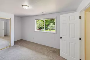 1451 Bluebonnet Ave, Medford, OR 97504 - Photo 60