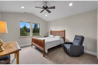 1087 N Lavender Lane, Sisters, OR 97759 - Photo 34