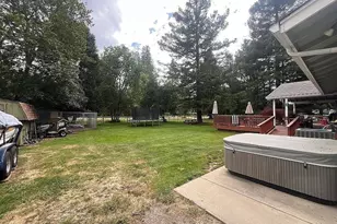 8122 New Hope Rd, Grants Pass, OR 97527 - Photo 16