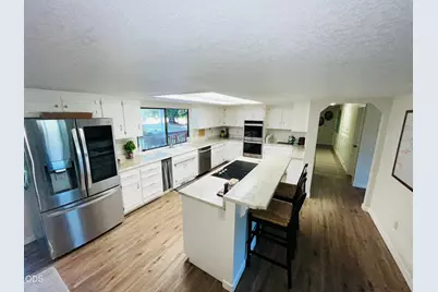 8122 New Hope Road, Grants Pass, OR 97527 - Photo 2