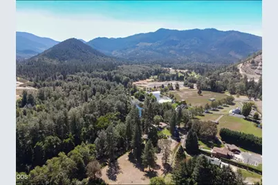 8122 New Hope Road, Grants Pass, OR 97527 - Photo 64