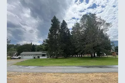 8122 New Hope Road, Grants Pass, OR 97527 - Photo 14