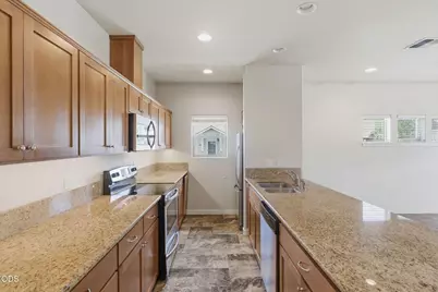 740 SW Kinsington Court Court #740 741 744 745, Grants Pass, OR 97526 - Photo 10