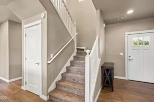 3401 Ford Dr, Medford, OR 97504 - Photo 16