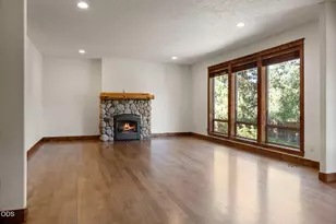 20483 SE Blue Ridge Ln, Bend, OR 97702 - Photo 6
