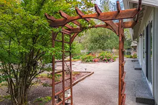 509 Carter Dr, Grants Pass, OR 97526 - Photo 10