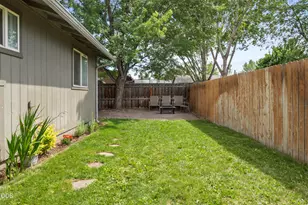 1831 SW 31st St, Redmond, OR 97756 - Photo 16