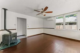 1711 SW J St, Grants Pass, OR 97526 - Photo 6